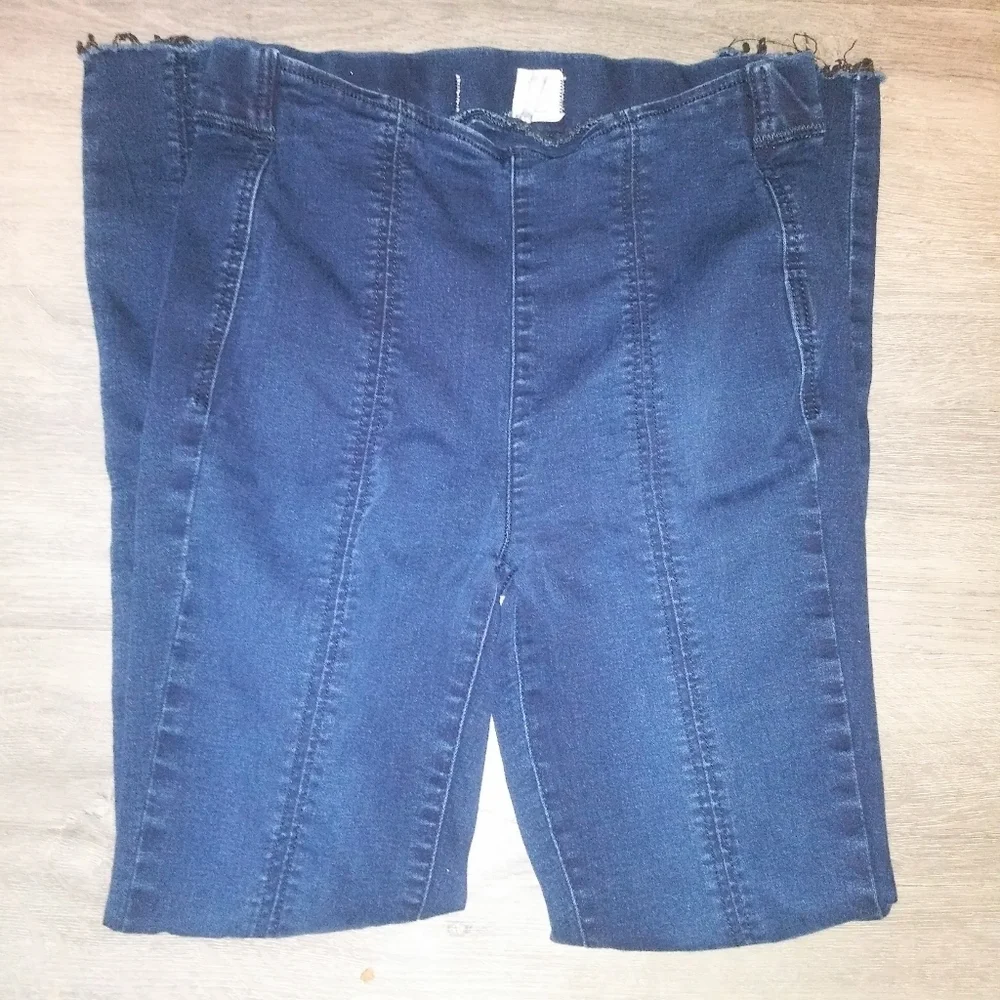 Free People| Pull-on Skinny Jean Sz 26